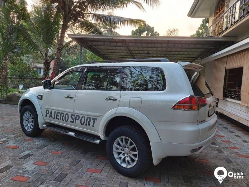 Mitsubishi Pajero sport 4*4 MT