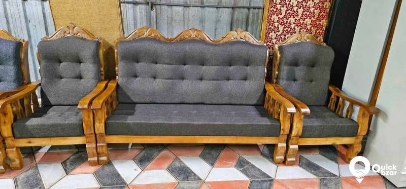 Setty wooden store