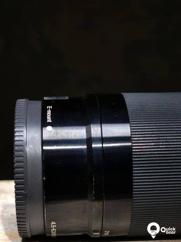 Sony E-Mount 55-210mm F4.5-6.3 Telephoto Lens