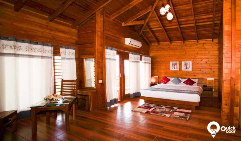 R3 LR Waterfront Grandeur Wooden Cottage