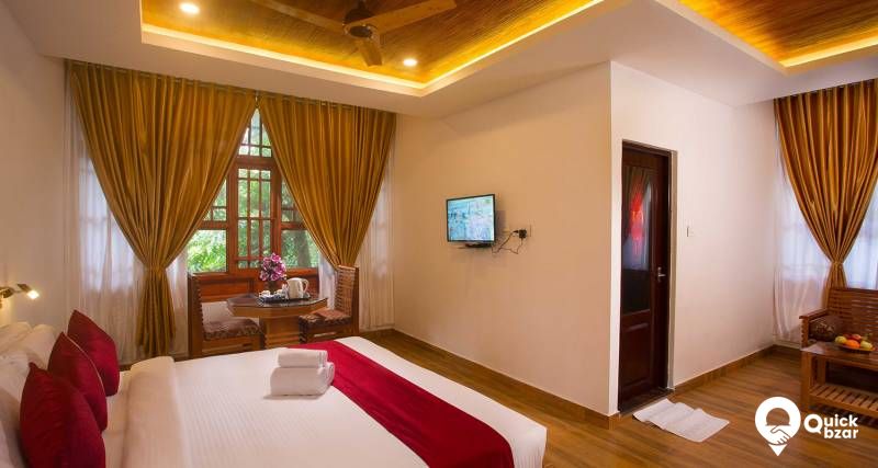 R6M AW Honeymoon Suite