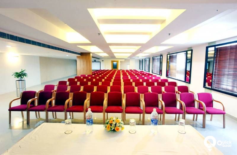 R2K HAC Premium Room
