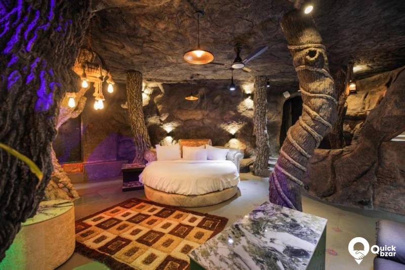 QB Stay- R49M PKT CAVE ROOM (2px)