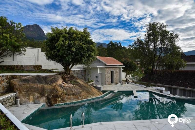 QB Stay-R48M TSV LUXURY SUITE WITH JACUZZI