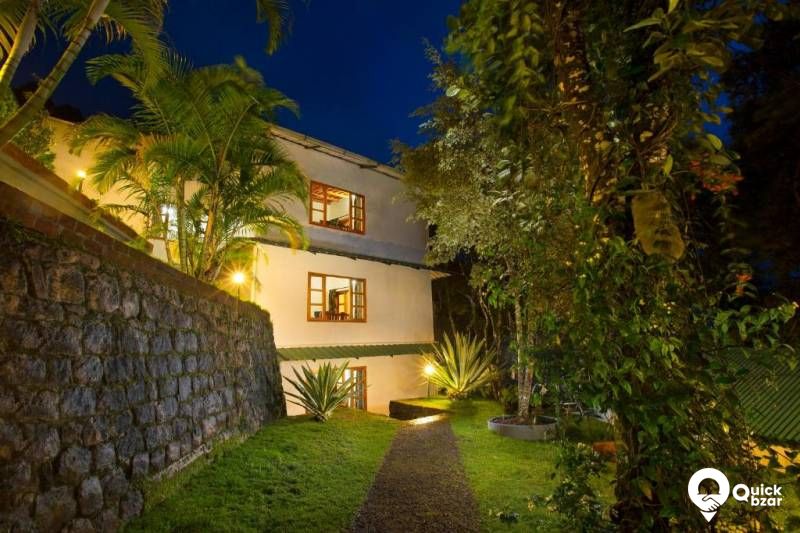 R25M SCG BF SUPERIOR CARDAMOM ROOM WITH BALCONY