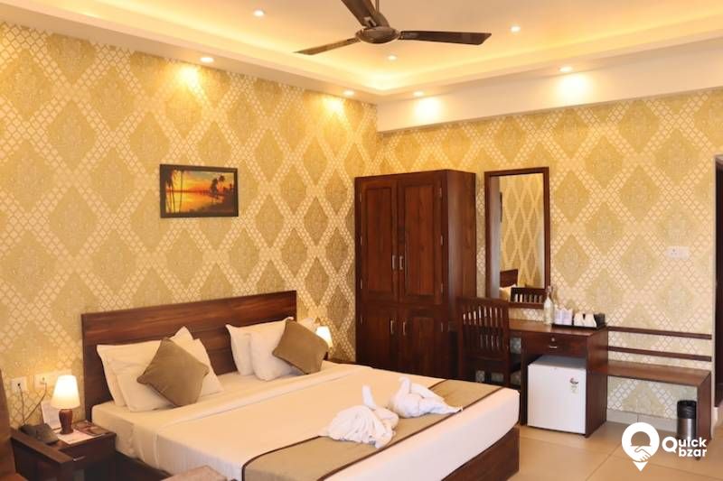 R66M PH  PREMIUM VALLEY VIEW ROOM