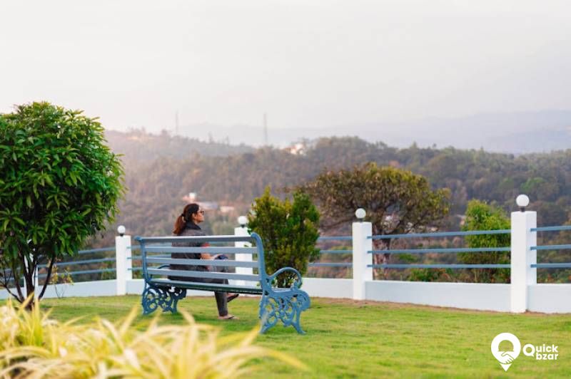 R66M PH  PREMIUM VALLEY VIEW ROOM