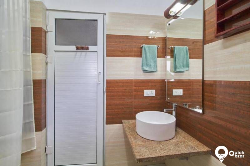 R78M BDR (deluxe room with balcony)