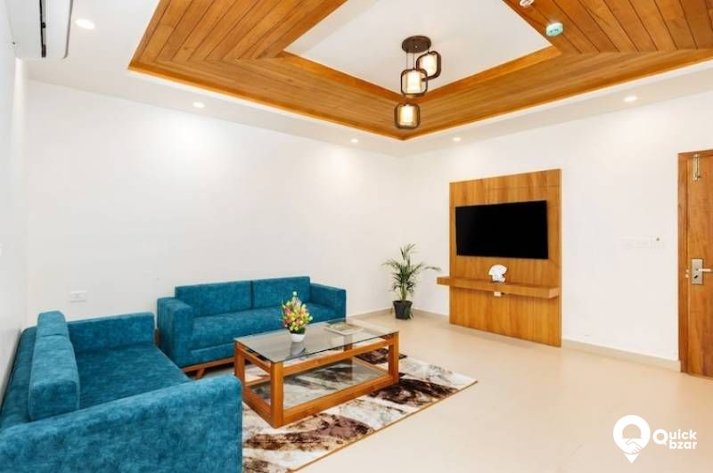 R84M HLS SUIT ROOM