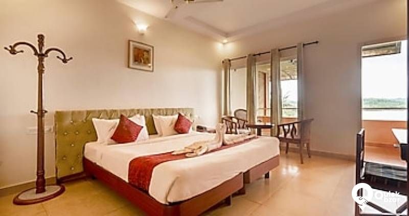 R27W KVS WATERFRONT DELUXE ROOM NON AC
