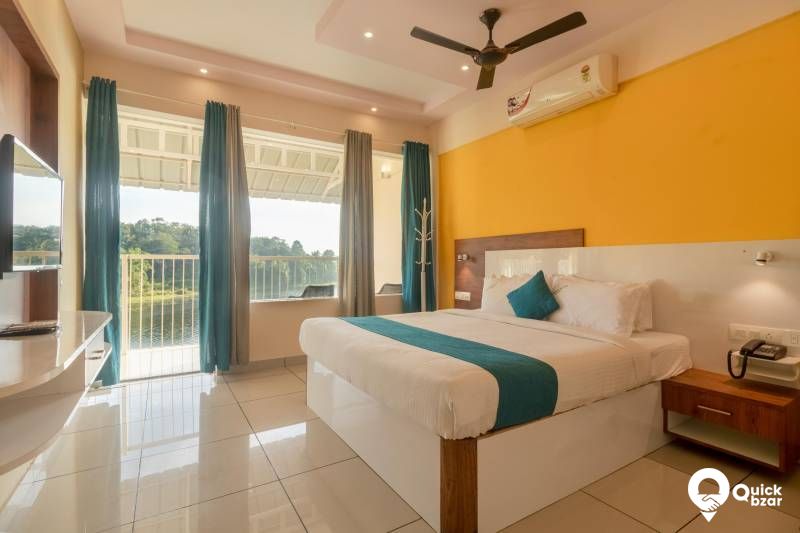 R27W KVS WATERFRONT PREMIUM SUITE ROOM A/C