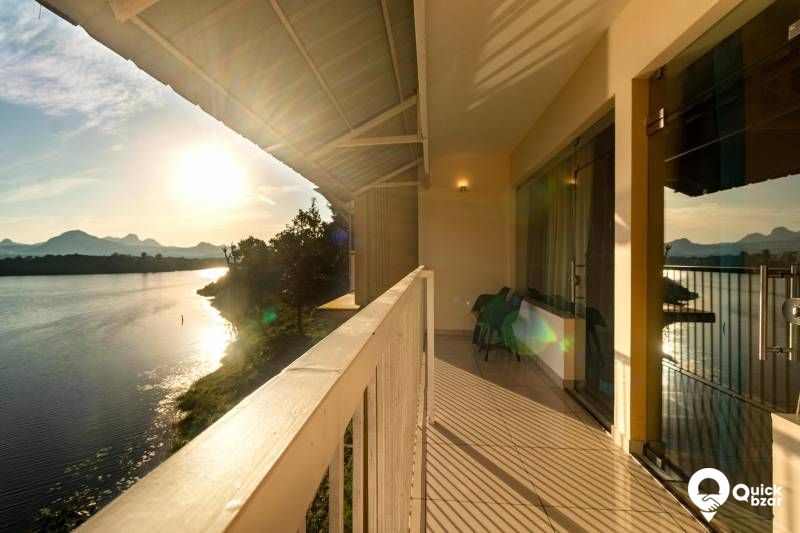 R27W KVS WATERFRONT PREMIUM SUITE ROOM A/C