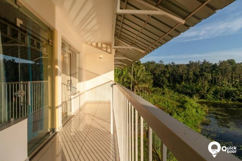R27W KVS WATERFRONT PREMIUM SUITE ROOM A/C