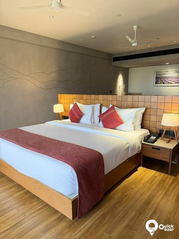 R122M KH TV VALLE ROMANZA (JACUZZI SUIT )