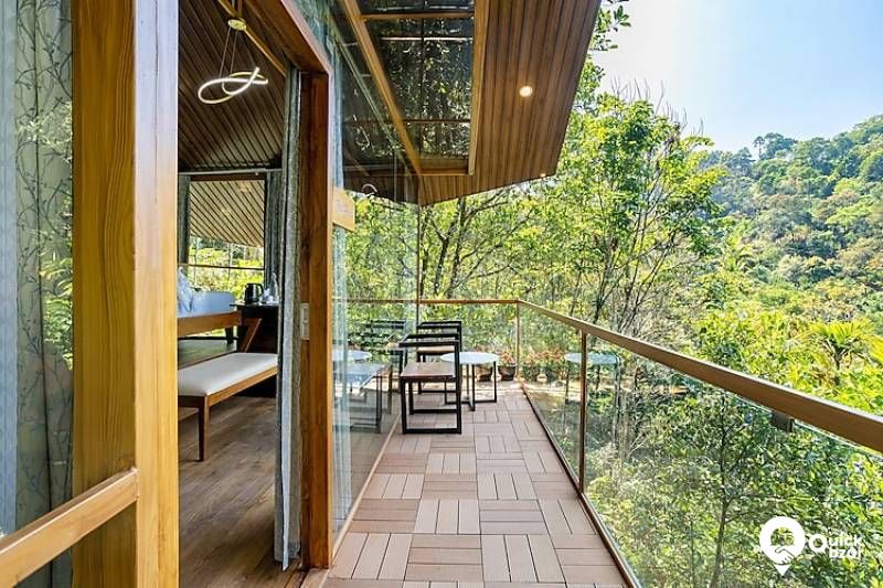 R123M ECAE LUXURY TREE HOUSE