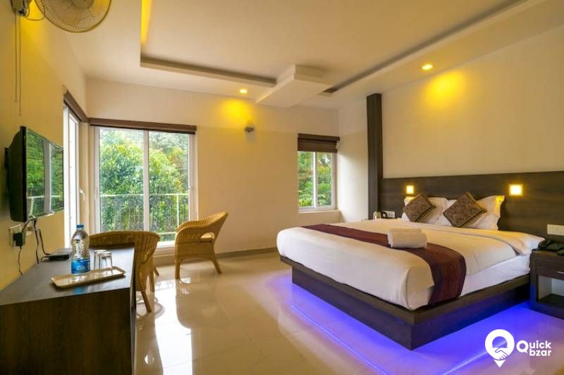 R148M THM SUITE ROOM