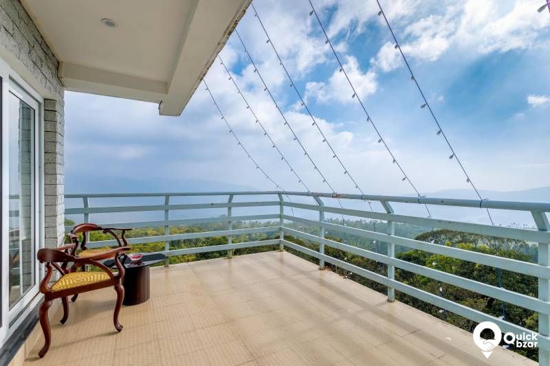 R162M ECD VALLEY VIEW SUITE