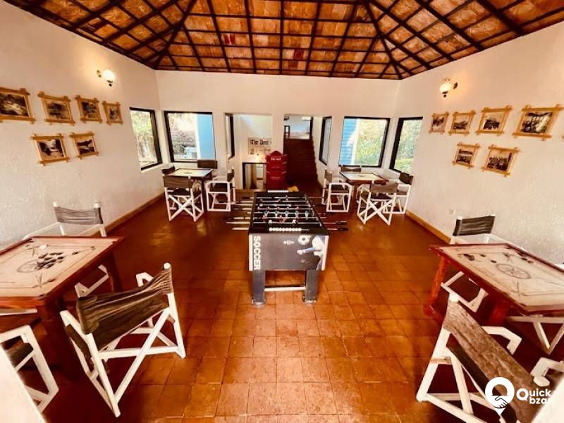 R163WGH TTTM SAFFORN SUIT COTTAGE