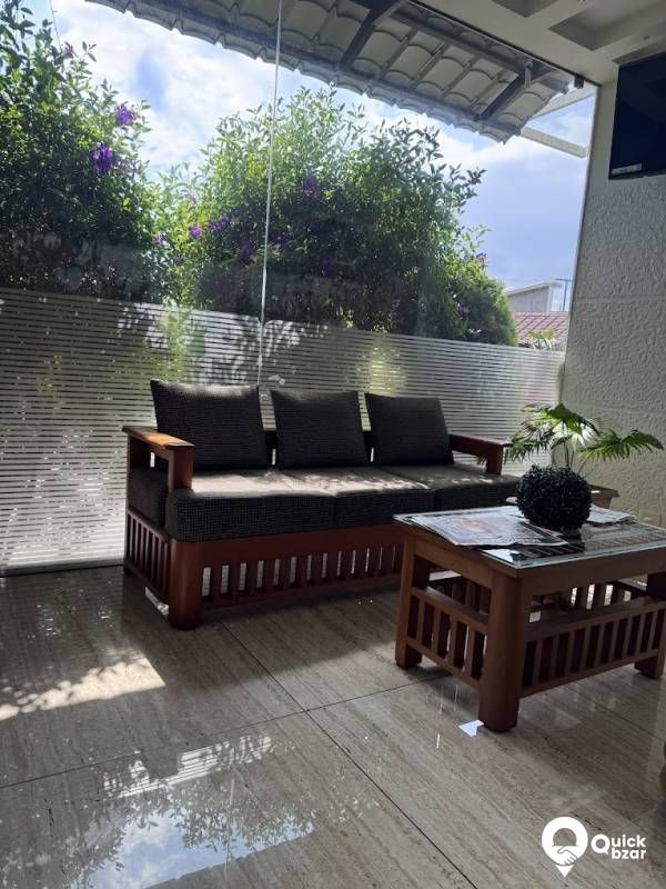 R186M LF Duluxe With Balcony Non AC