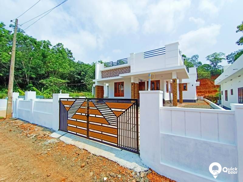 തൊടുപുഴ വാഴക്കുളത്തിന് സമീപം ആധുനിക രീതിയിൽ പണിത പുതിയ  വീട് വിൽപ്പനക്